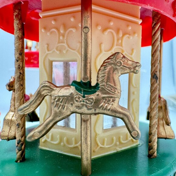 Vintage Christmas Carousel Horse Ornaments Set Of 7 - 4"x3" Red & Green - Picture 10 of 10